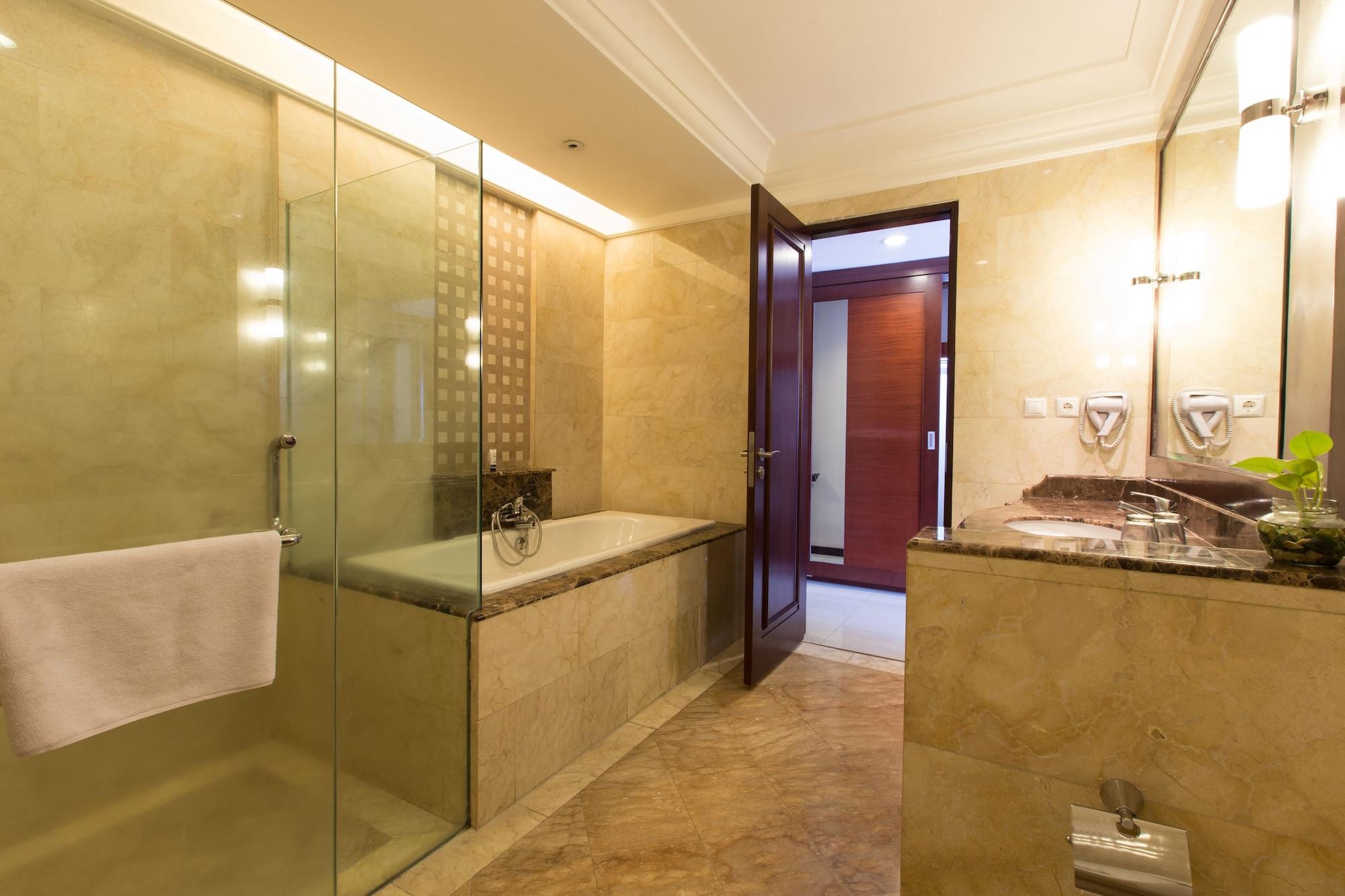 Asmila Boutique Hotel Бандунг Экстерьер фото