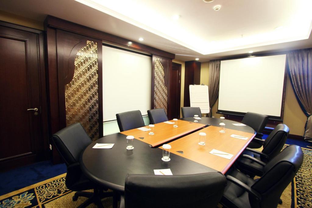 Asmila Boutique Hotel Бандунг Экстерьер фото