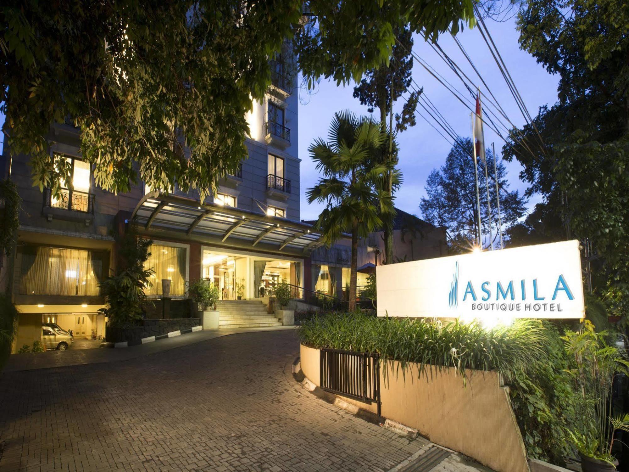Asmila Boutique Hotel Бандунг Экстерьер фото